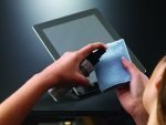 KIT CURATARE TABLETE SI E-READER FELLOWES – poza 5