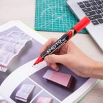 MARKER PERMANENT ROSU VARF ROTUND 1.5MM MATE DELI – poza 2