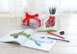 SET CADOU RACHETA 15 CREIOANE COLORATE GRIP + ASCUTITOARE  FABER – poza 2