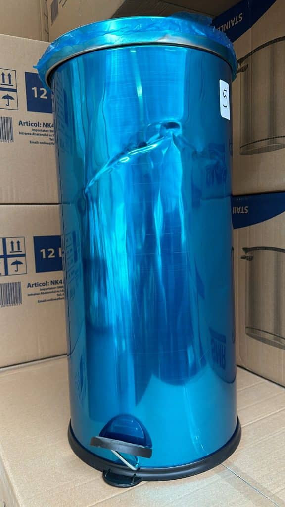 RESIGILAT #5 Cos inox 30 litri cu pedala – poza 1
