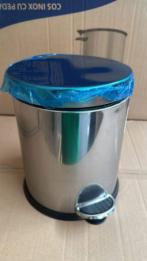 RESIGILAT #9 Cos inox 5 litri cu pedala – poza 1