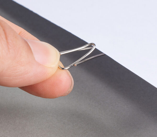 AGRAFE METAL TRIUNGHIULARE 25MM 100 BUC/CUT DELI – poza 2