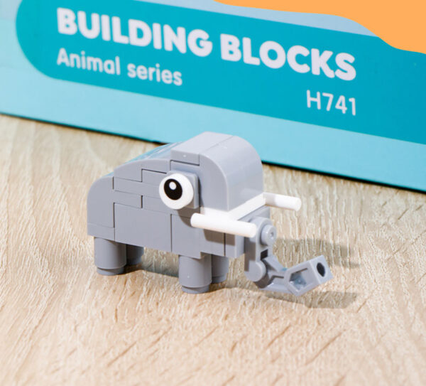 BLOCURI CONSTRUCTII TIP LEGO MODEL ANIMALE ASORTATE DELI – poza 3